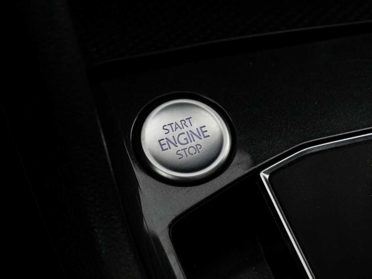 Volkswagen Tiguan, 2018 Фото №17