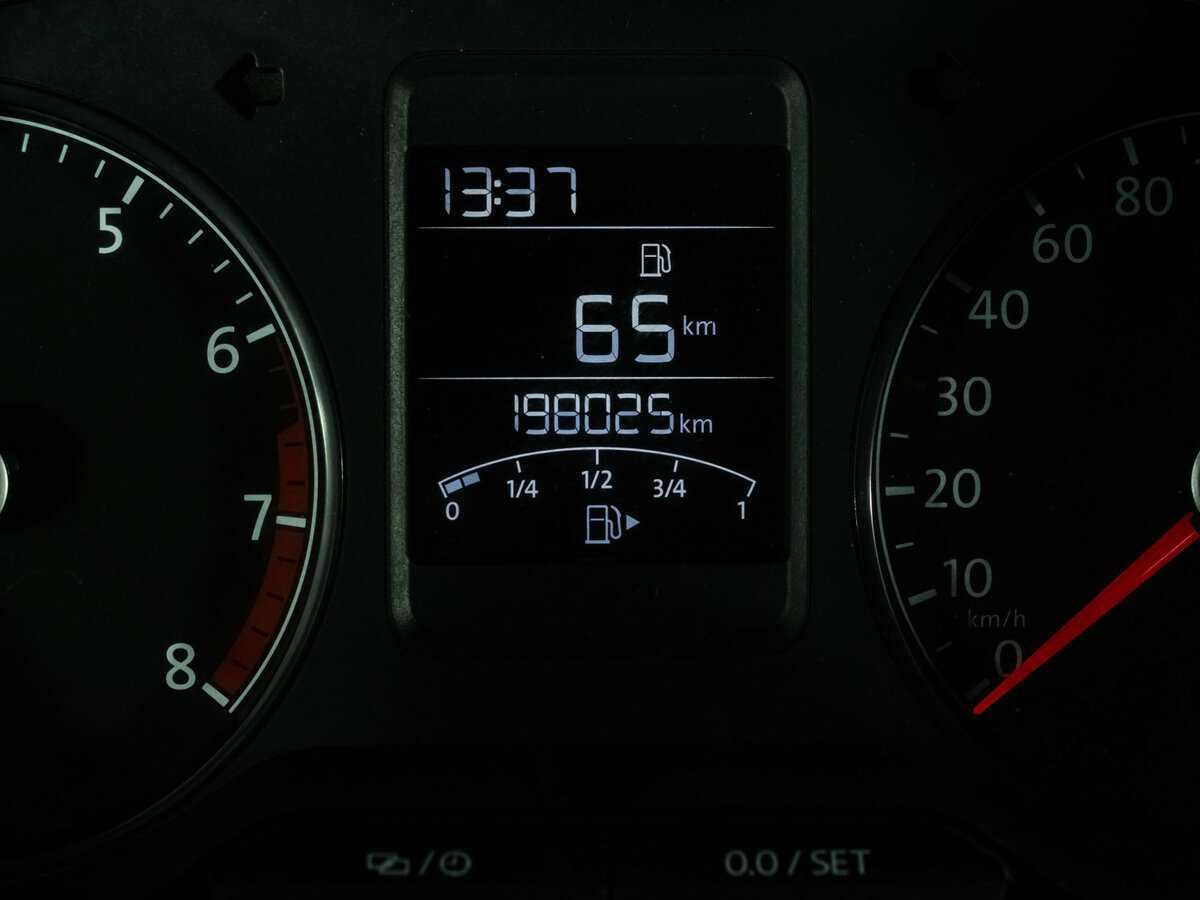 Volkswagen Polo, 2018 Фото №16