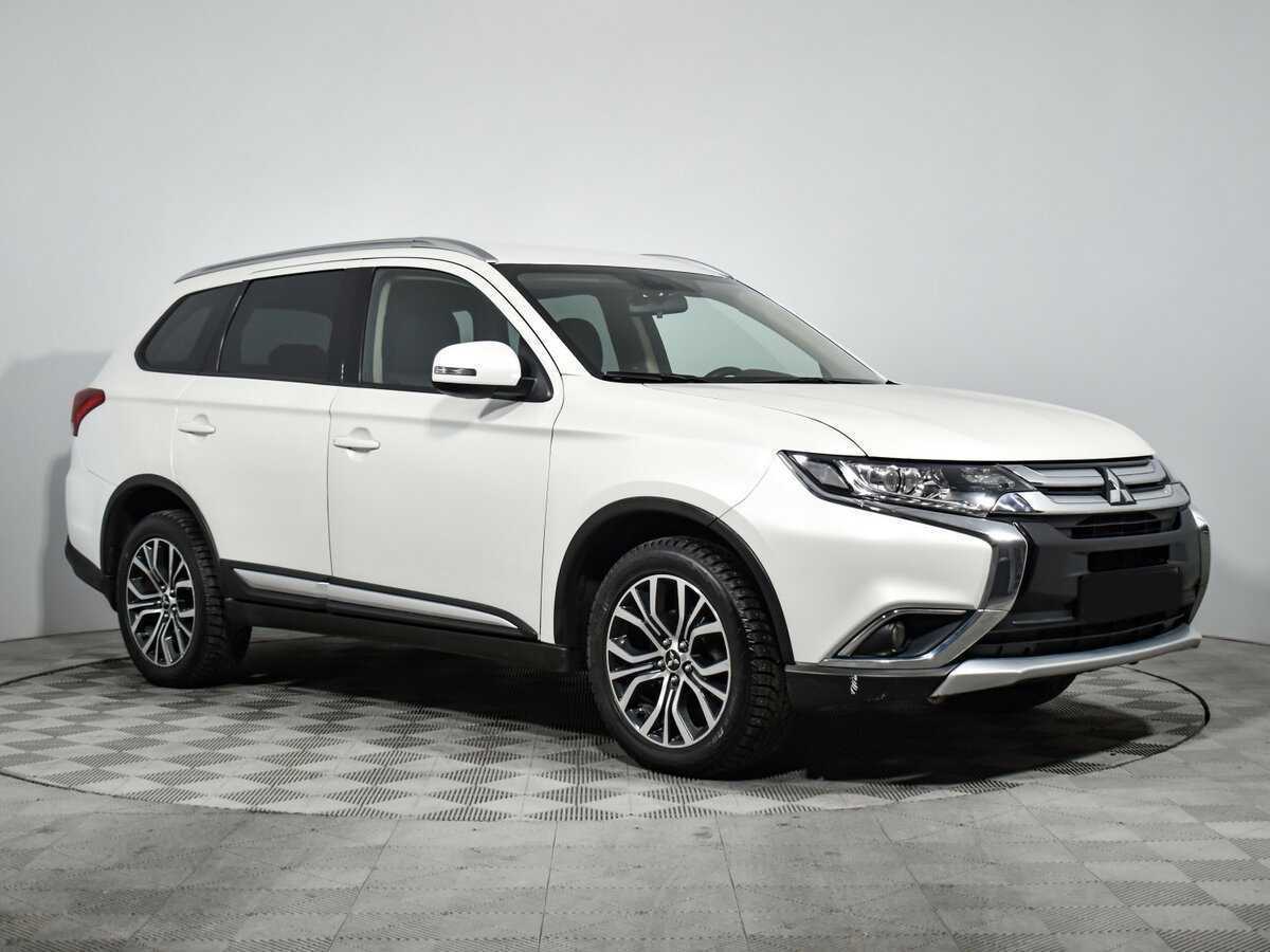 Mitsubishi Outlander, 2018 - 141 370 км. | Фото №3