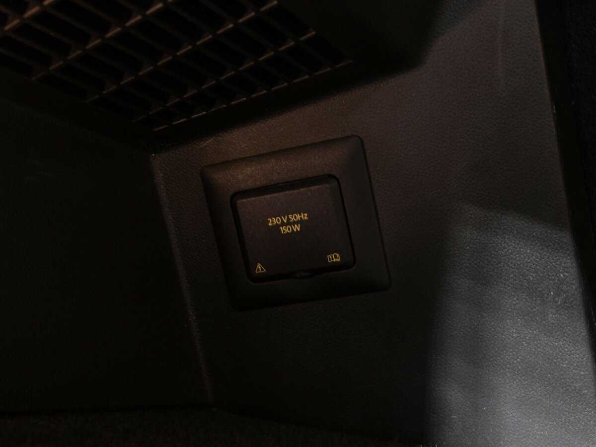 Volkswagen Tiguan, 2018 Фото №17