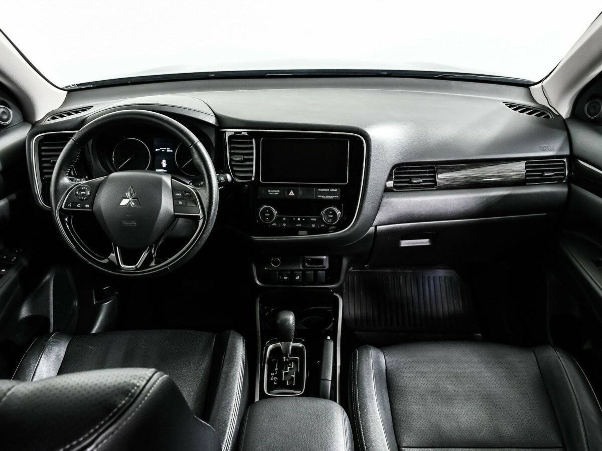 Mitsubishi Outlander, 2018 Фото №11