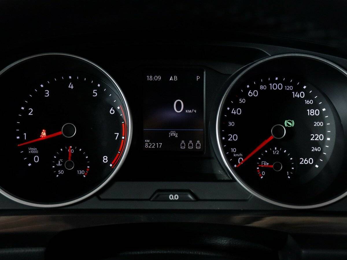 Volkswagen Tiguan, 2021 - 82 216 км. | Фото №8