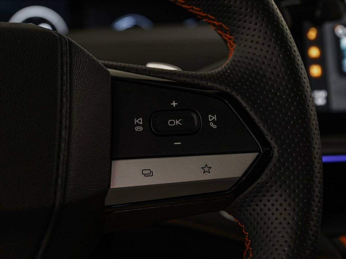 Changan UNI-V, 2023 Фото №19