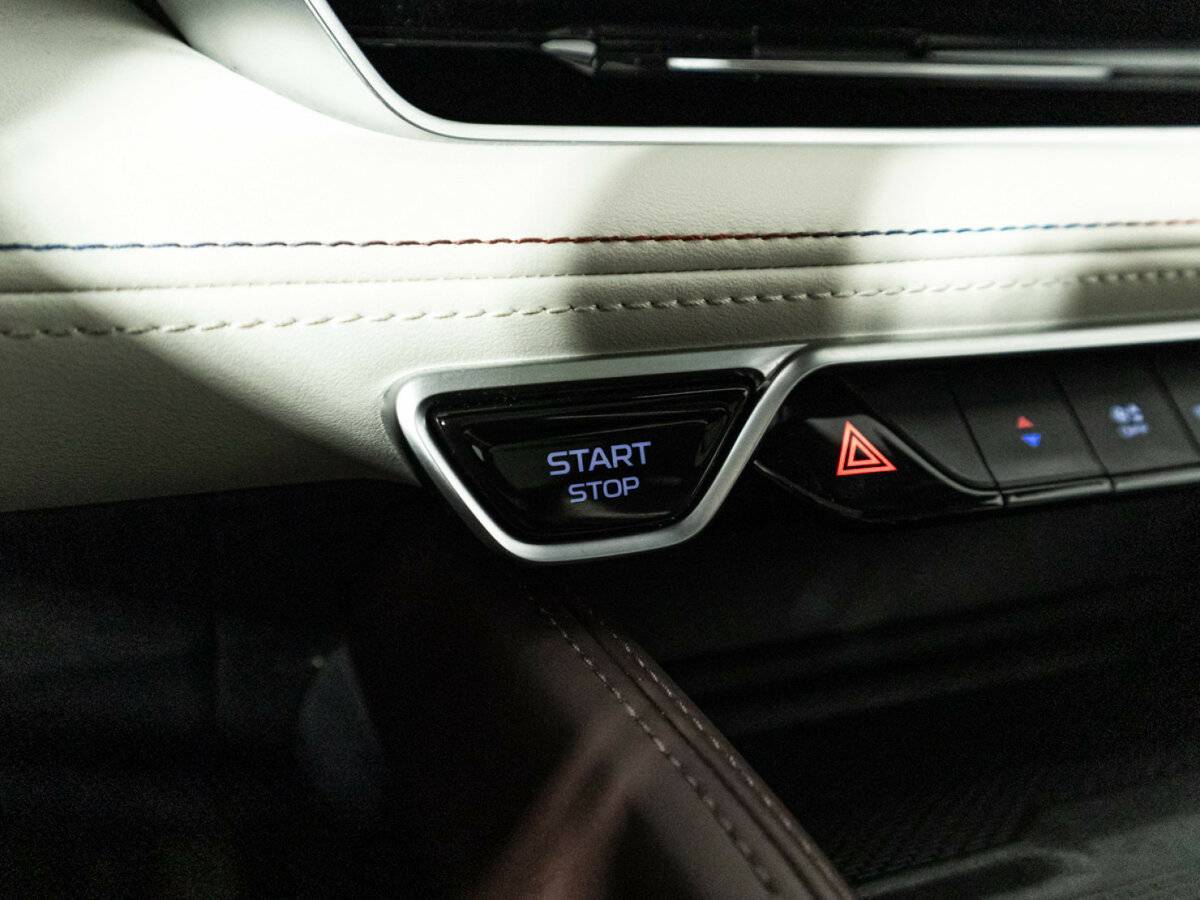 Geely Monjaro, 2022 Фото №22