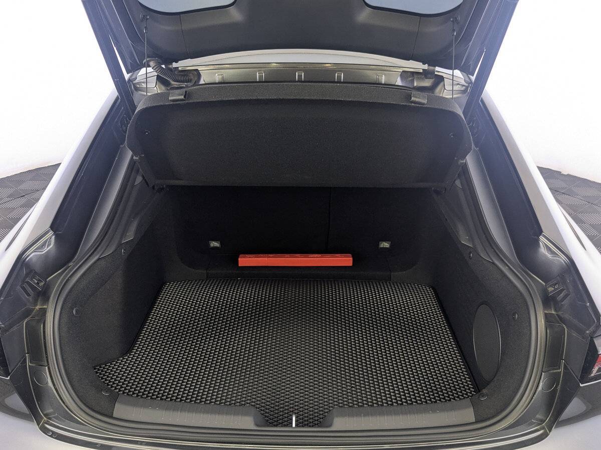 Changan UNI-V, 2024 Фото №10