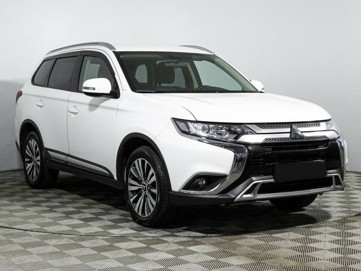 Mitsubishi Outlander, 2021 - 104 950 км. | Фото №3