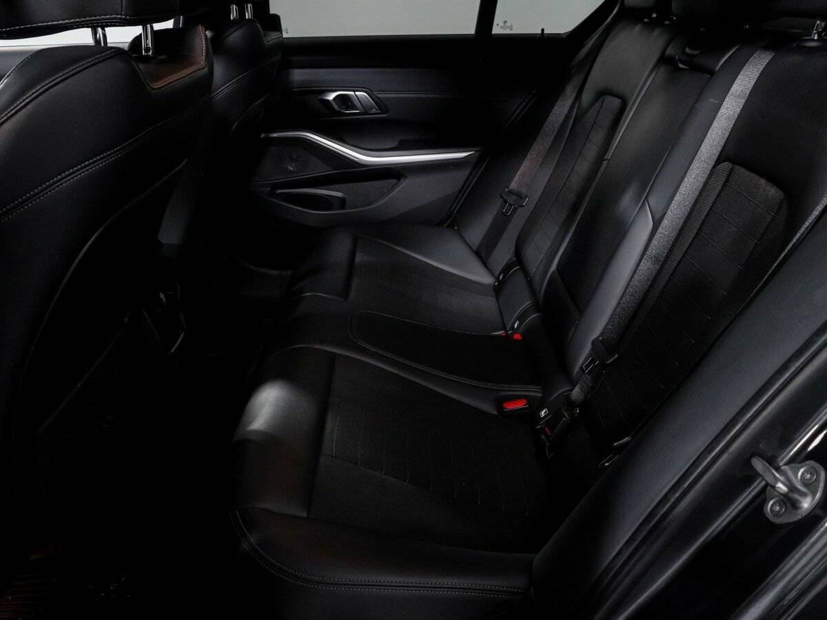 BMW 3 серии 318d, 2019 Фото №10