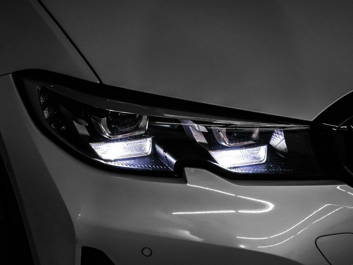 BMW 3 серии 318d, 2019 Фото №13