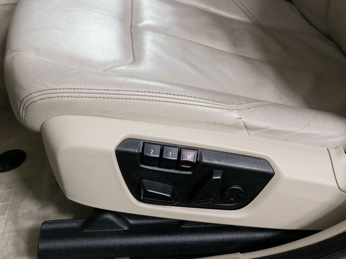 BMW 3 серии Gran Turismo 320i, 2013 Фото №17