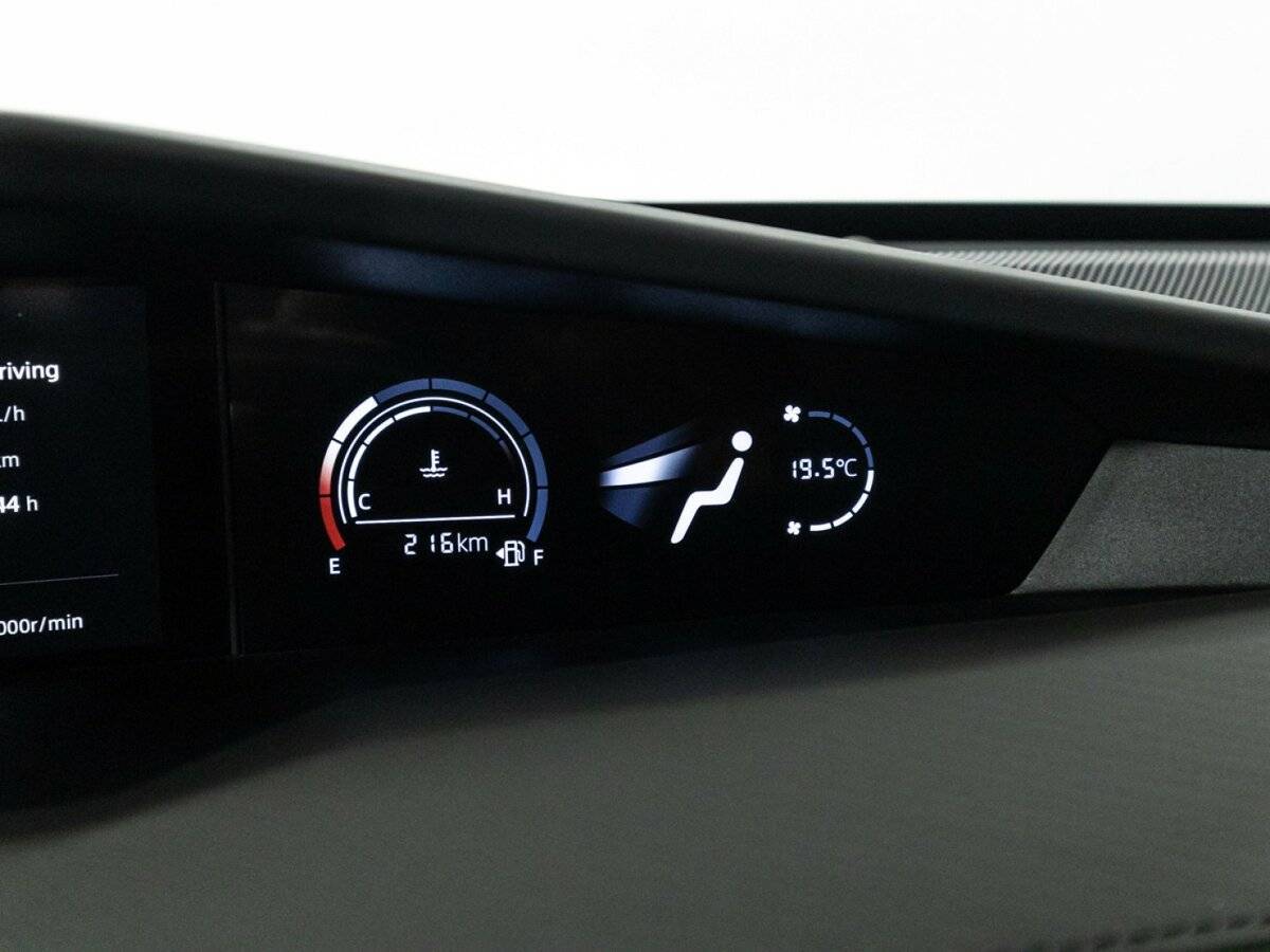 Changan UNI-V, 2023 Фото №19