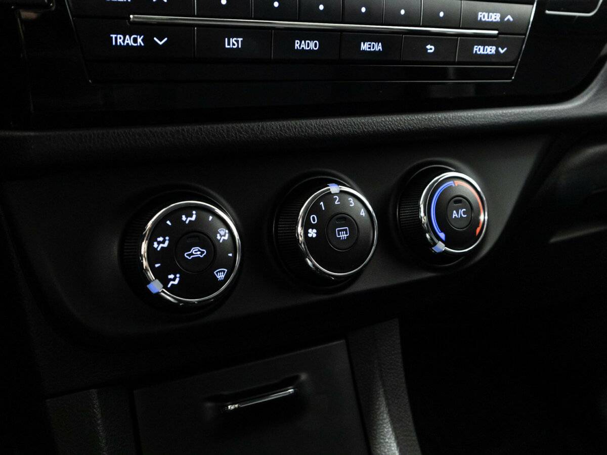 Toyota Corolla, 2013 Фото №17