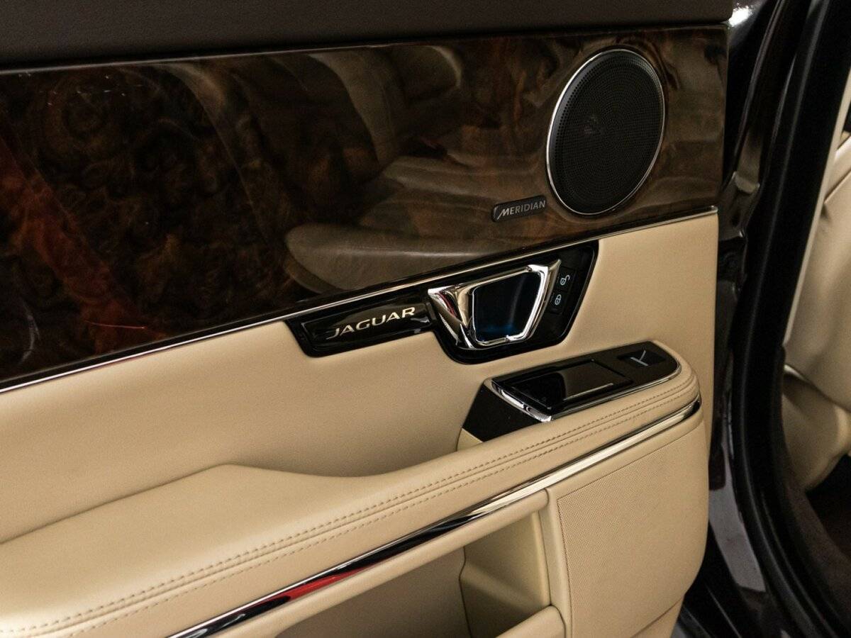 Jaguar XJ, 2014 Фото №29