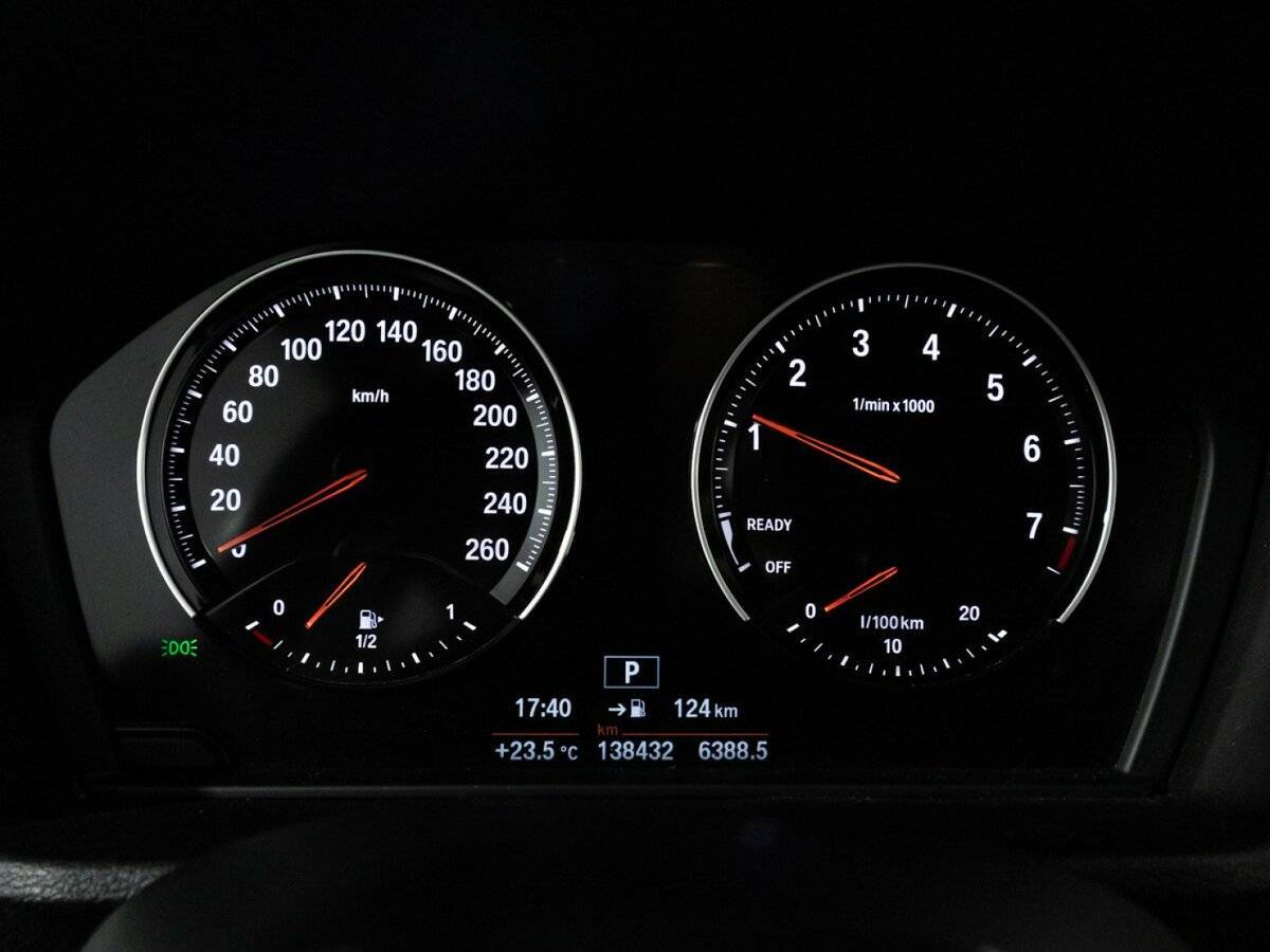 BMW X1 20i xDrive, 2018 Фото №12