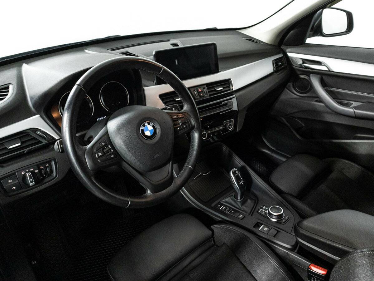 BMW X1 18d xDrive, 2021 Фото №11
