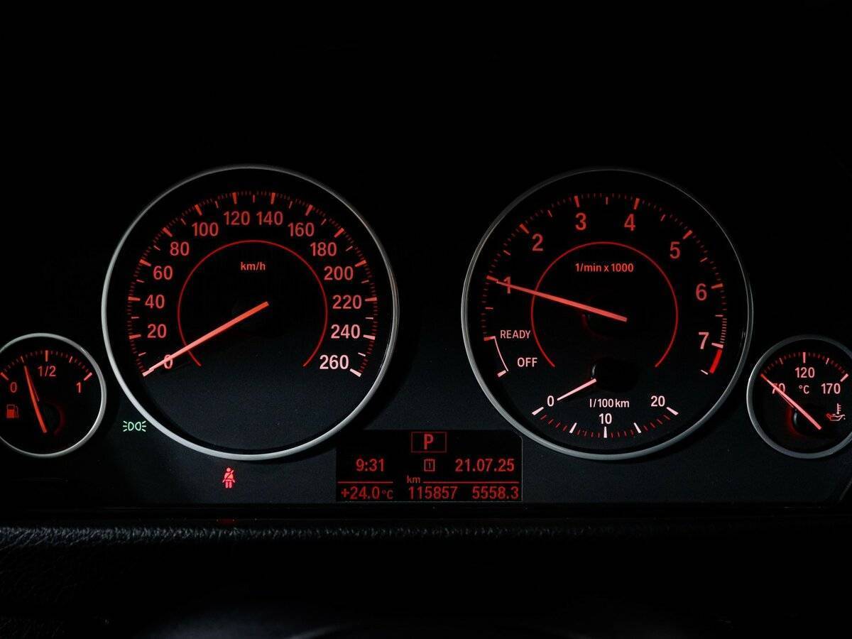 BMW 3 серии 320i xDrive, 2017 Фото №11