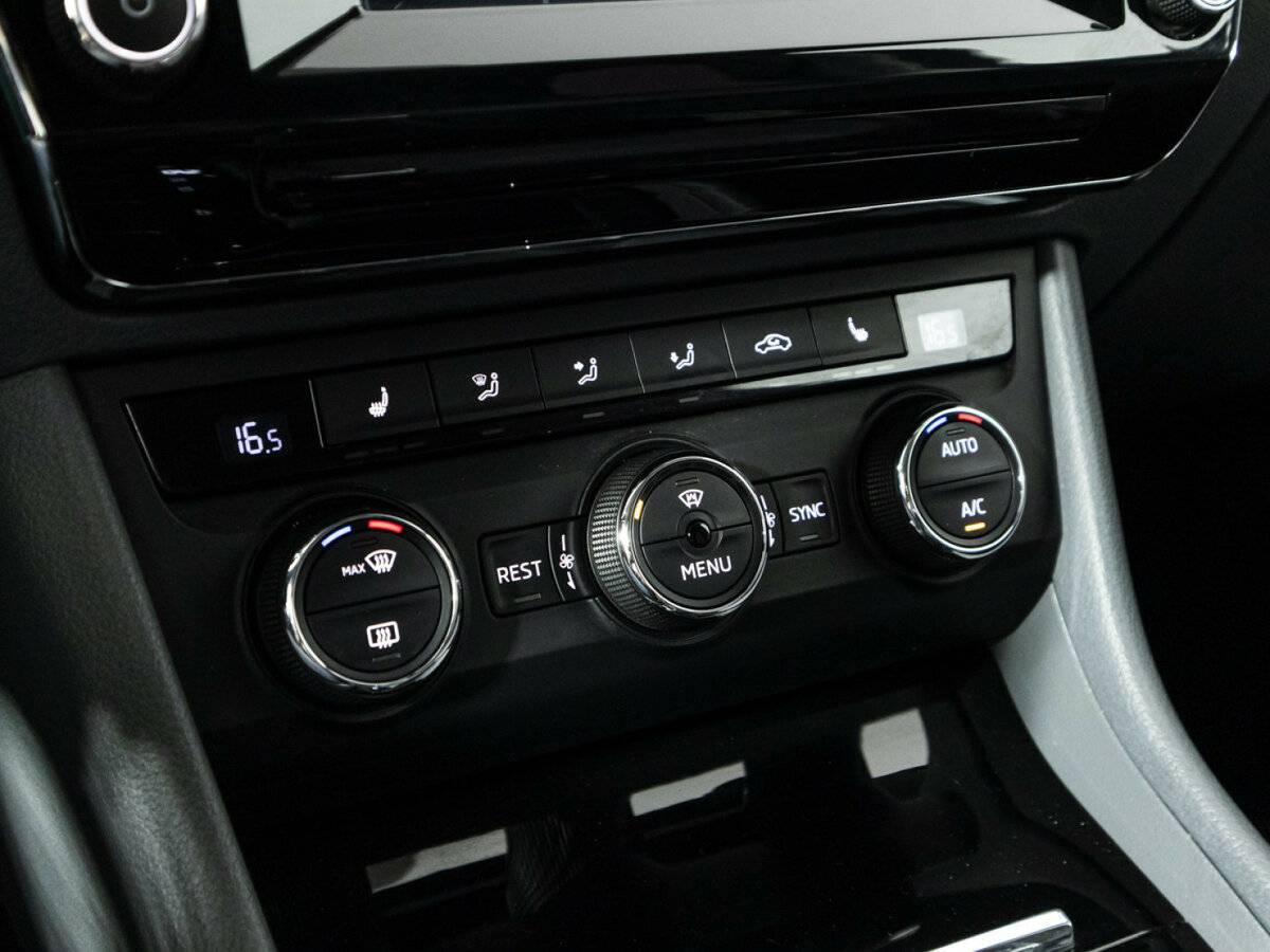 Skoda Superb, 2015 Фото №18