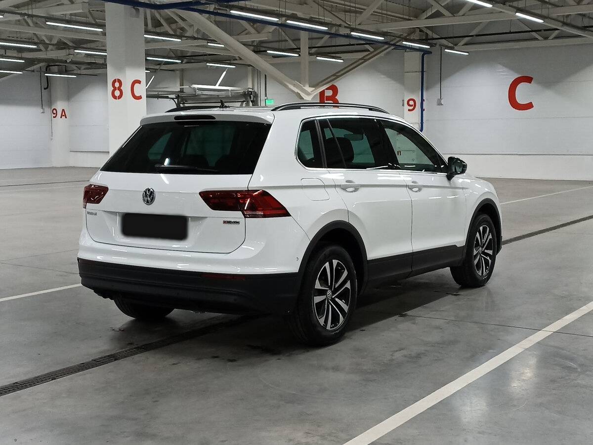 Volkswagen Tiguan, 2020 - 21 395 км. | Фото №5