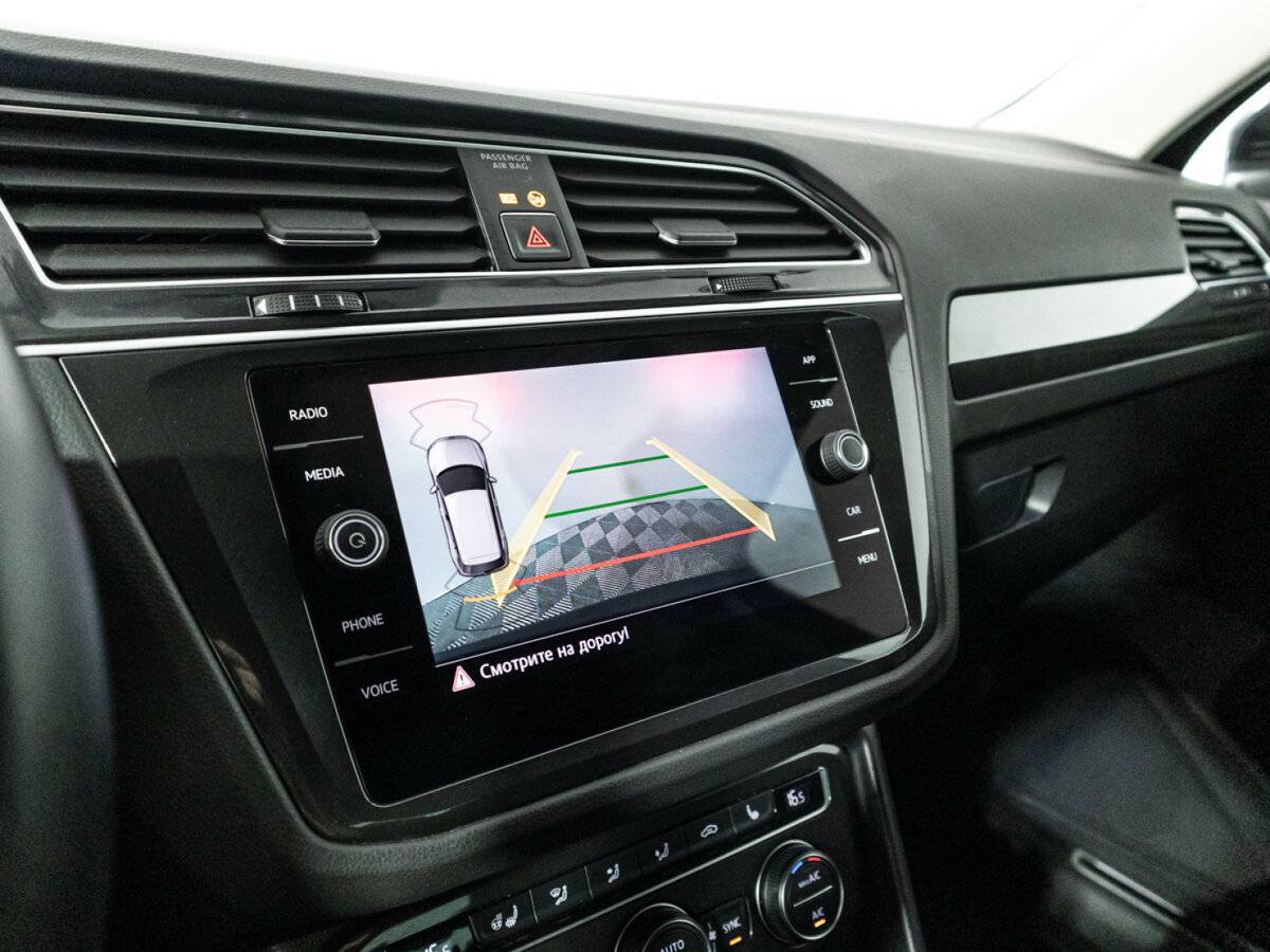 Volkswagen Tiguan, 2018 Фото №17