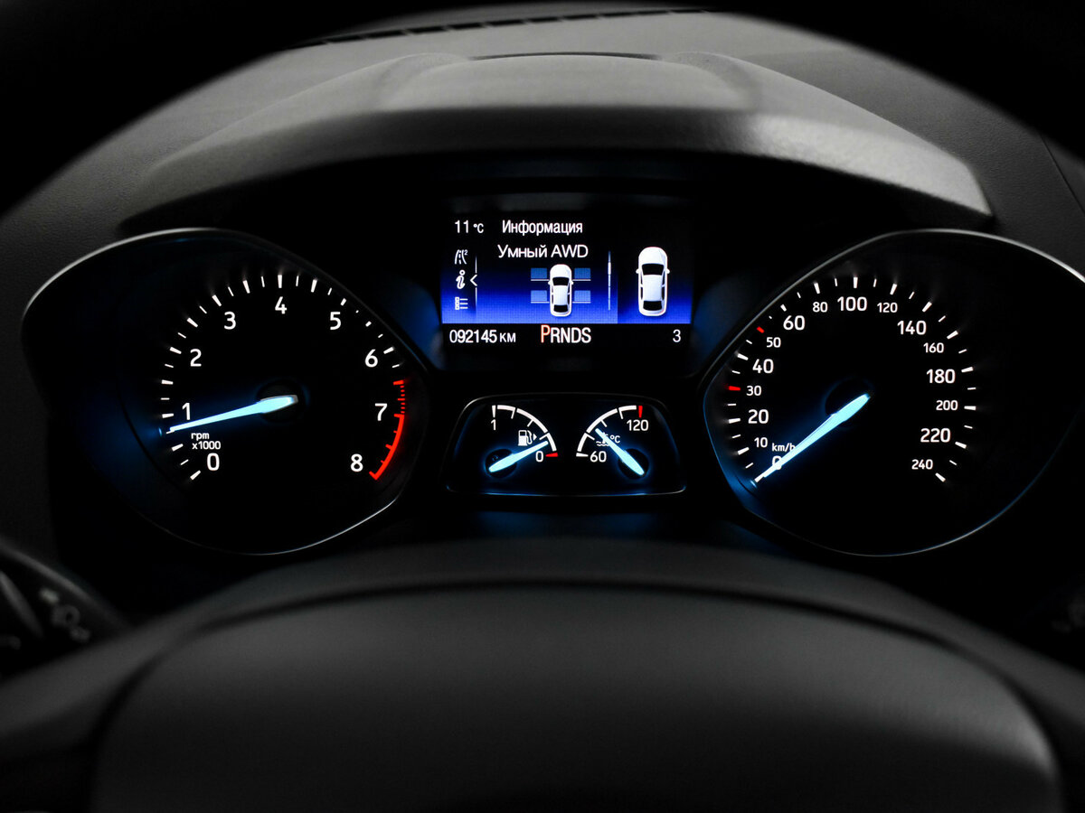 Ford Kuga II Рестайлинг, 2017 Фото №17