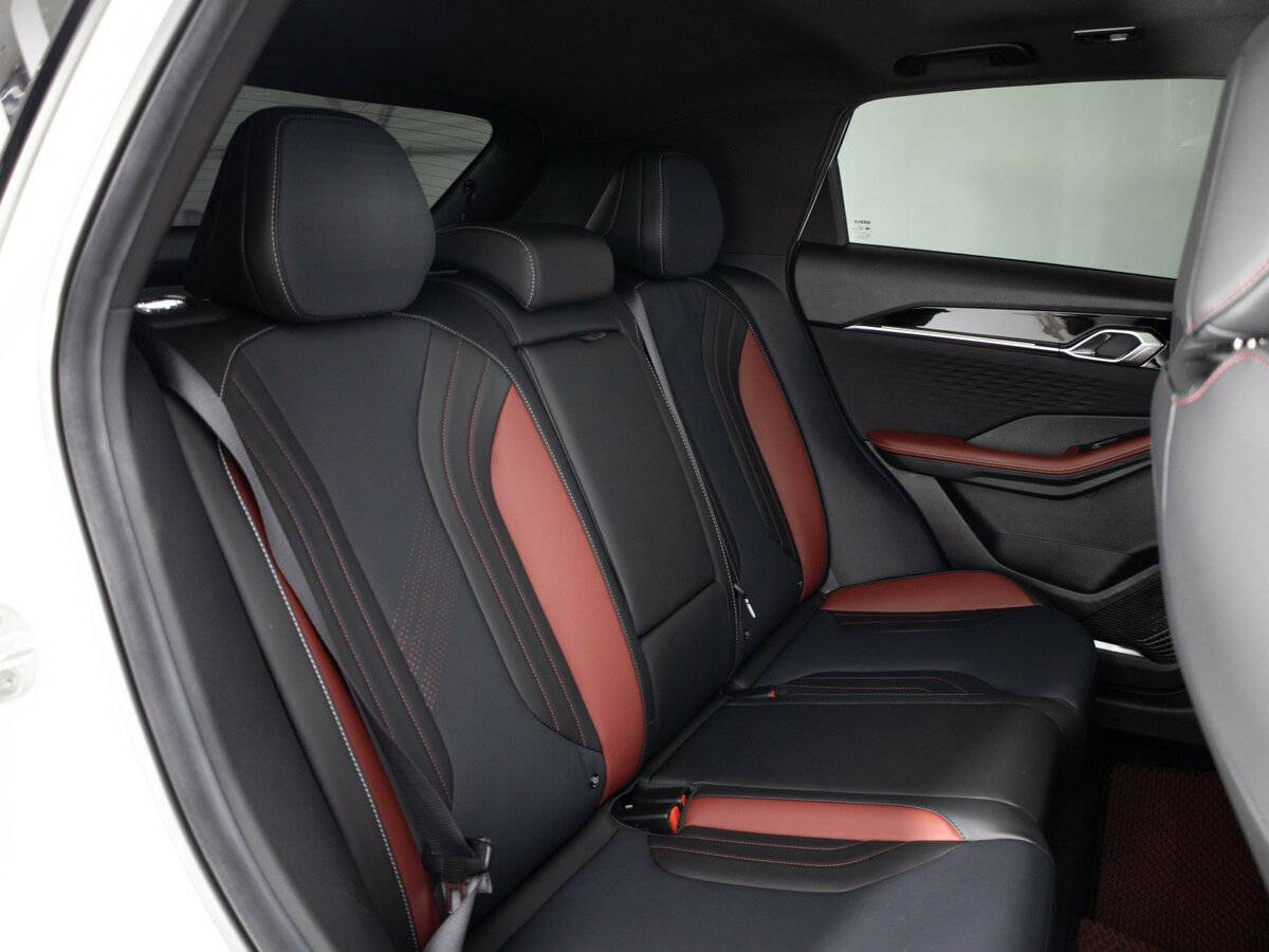 Geely Coolray I Рестайлинг, 2023 Фото №10