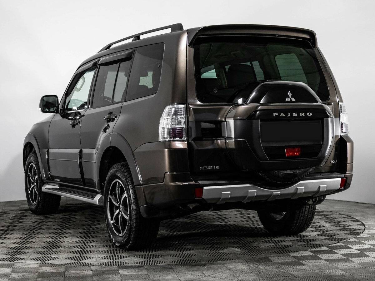 Mitsubishi Pajero IV Рестайлинг 2, 2017 - 110 534 км. | Фото №8