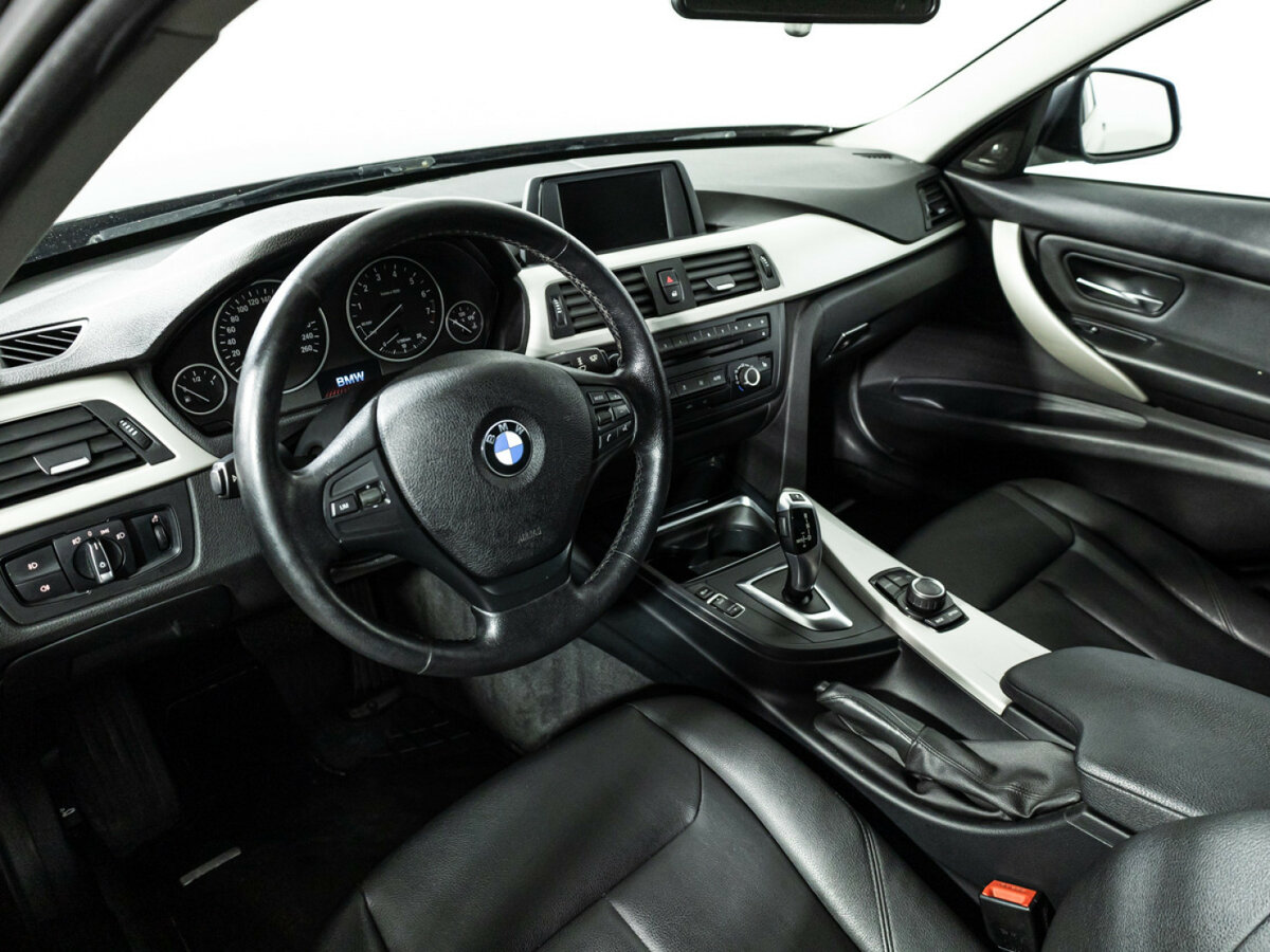 BMW 3 серии 320i VI (F3x), 2015 Фото №11
