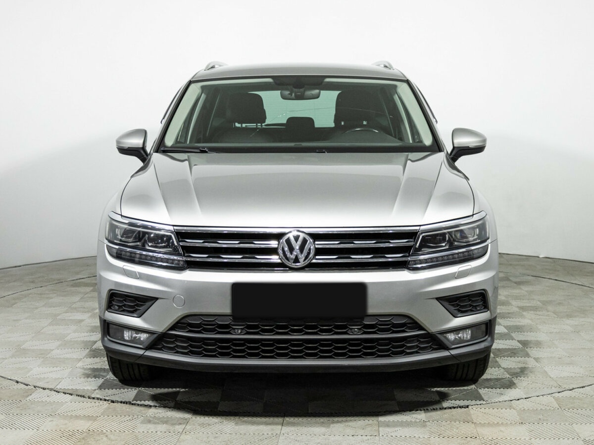 Volkswagen Tiguan II, 2018 - 125 644 км. | Фото №2