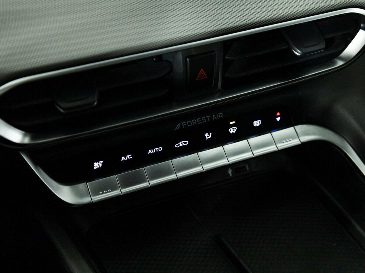 Changan UNI-T I, 2023 Фото №19