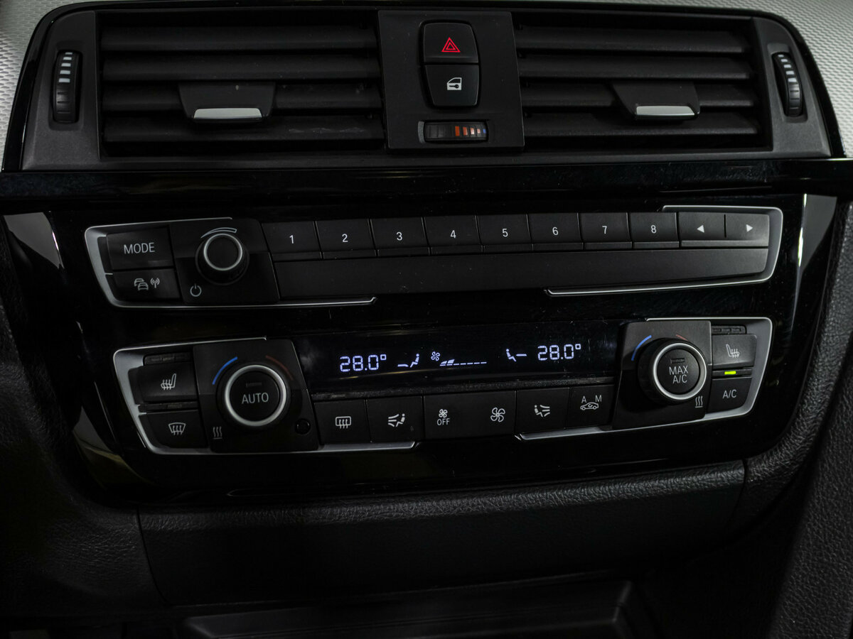 BMW 3 серии 320d VI (F3x) Рестайлинг, 2018 Фото №14