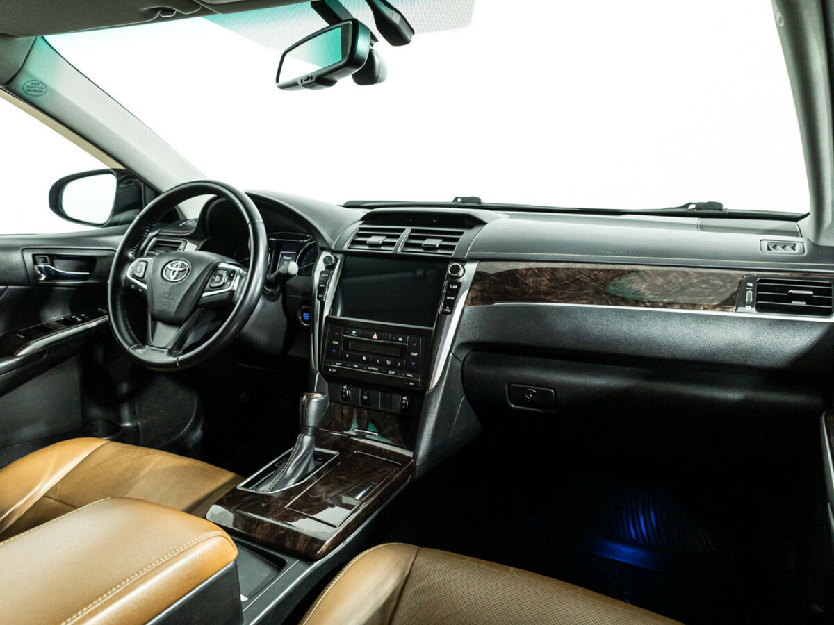 Toyota Camry VII (XV50) Рестайлинг, 2016 - 215 025 км. | Фото №7