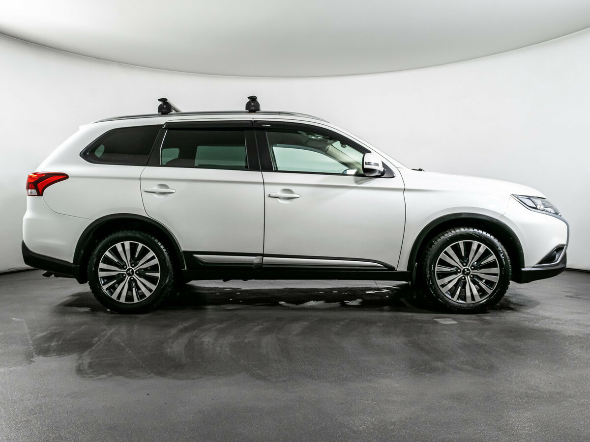 Mitsubishi Outlander III Рестайлинг 3, 2021 - 117 540 км. | Фото №4